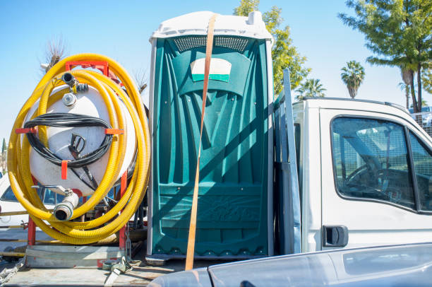 Portable Toilet Options We Offer in Metter, GA